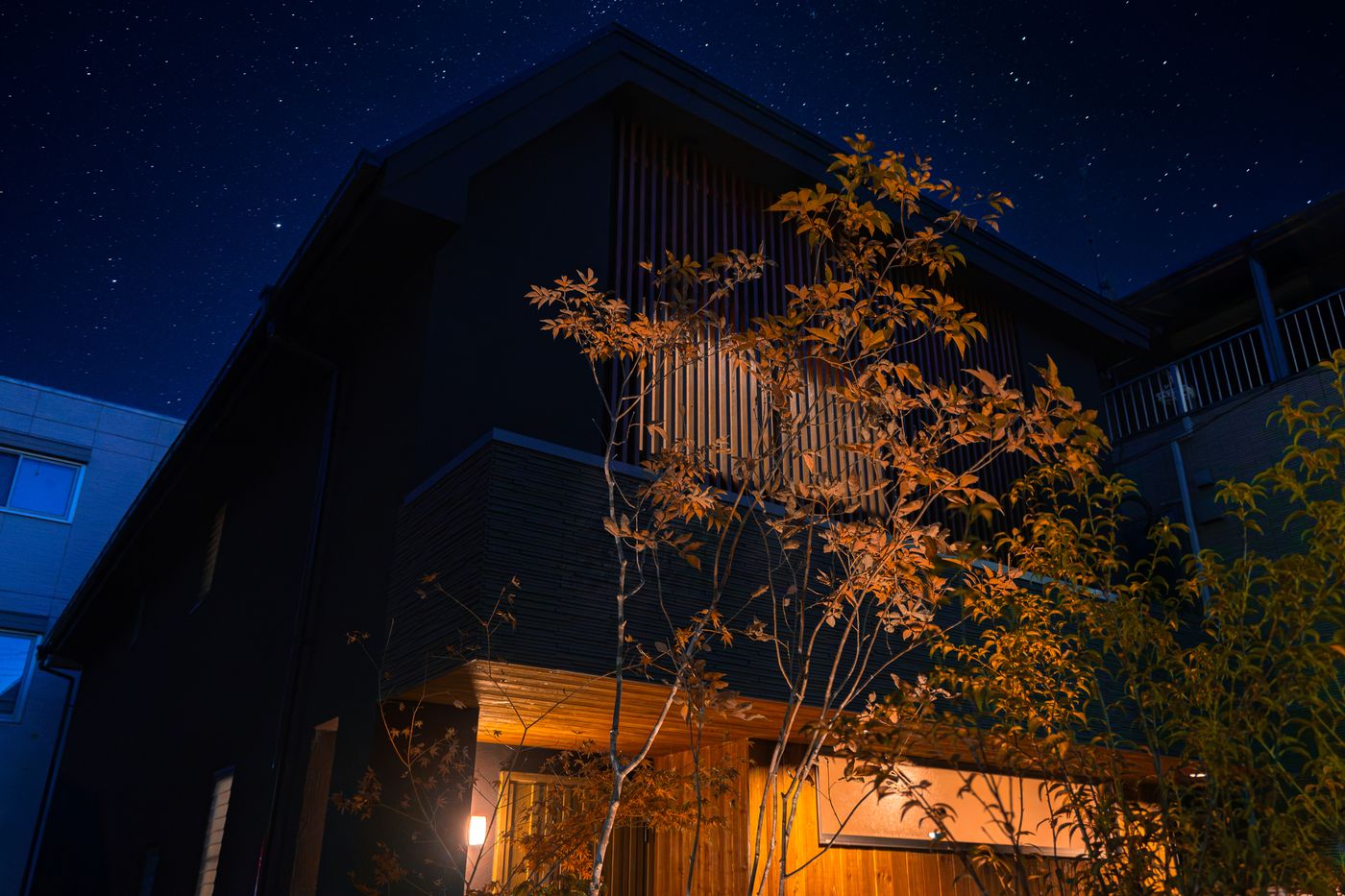 The gable of Rin under a night sky